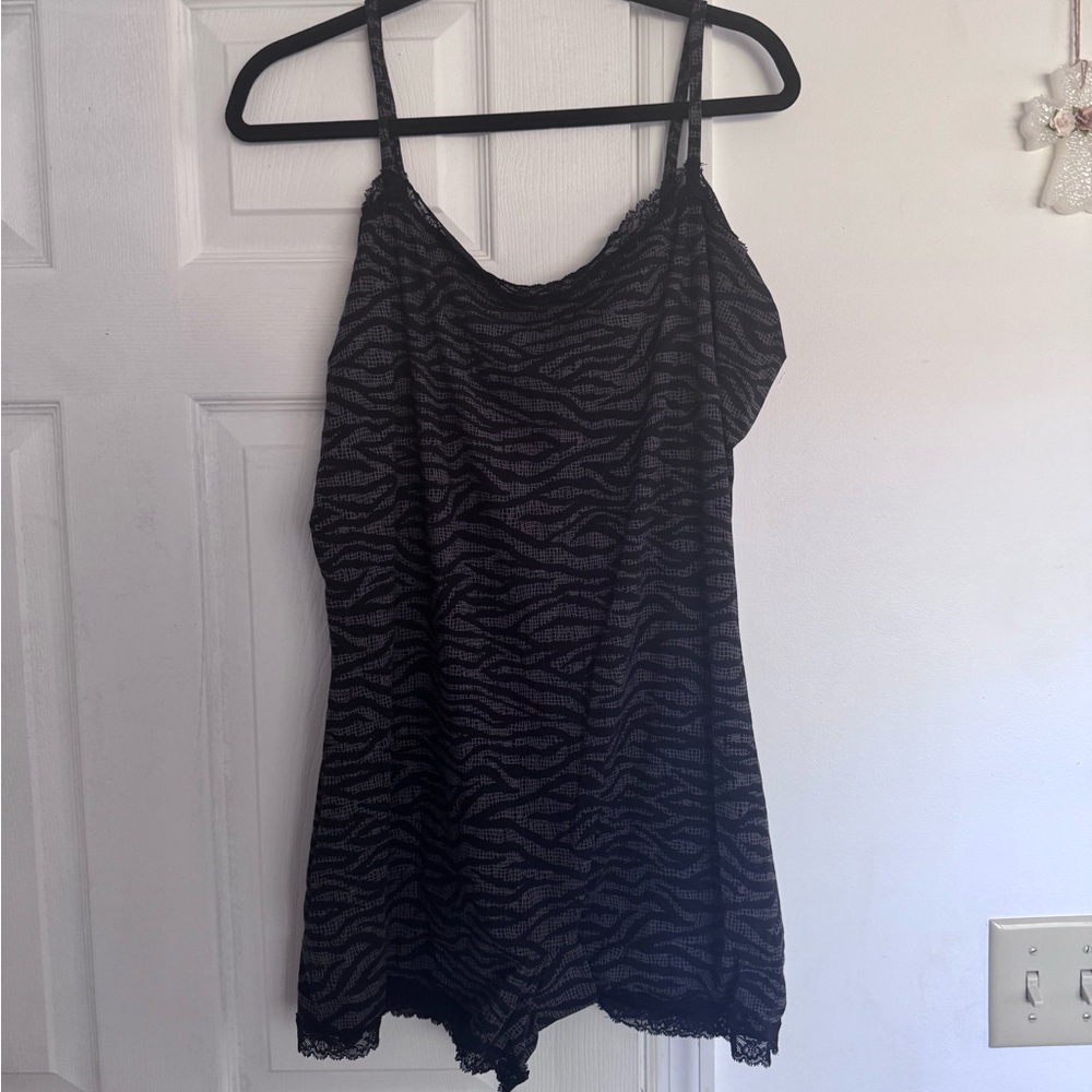 Black and Gray Lace Trim Lounge Romper 22/24 Savage X Fenty NWT